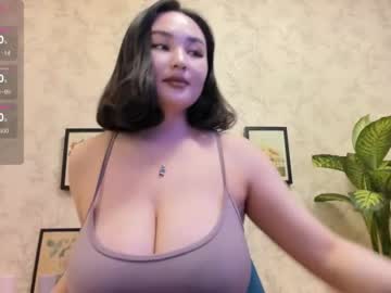 girl Chaturbate Asian Sex Cams with iolantthe